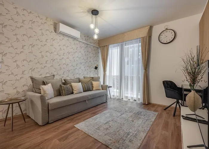 Elegant, High End, Central Condo